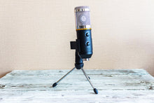 Load image into Gallery viewer, Condenser Microphone For Computer Studio Profesionales 3.5mm Wired Stand USB Mic For Camera
